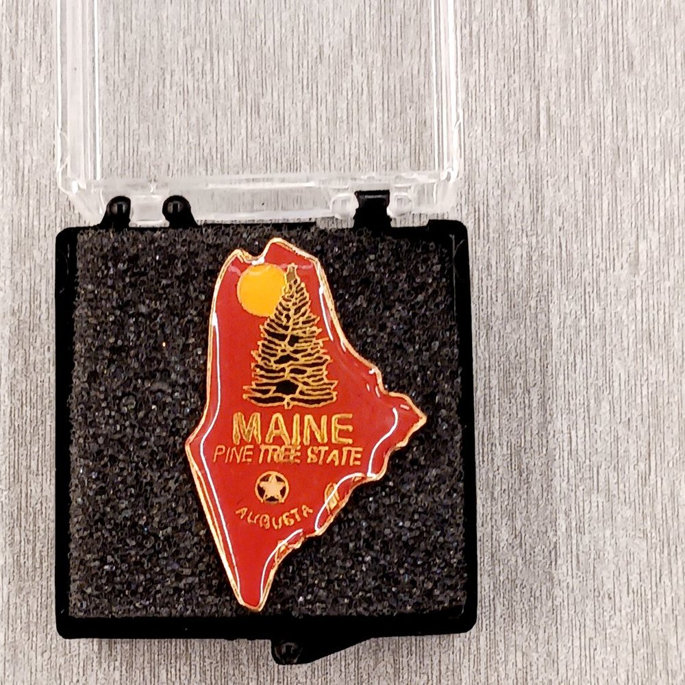Maine State Lapel Pin